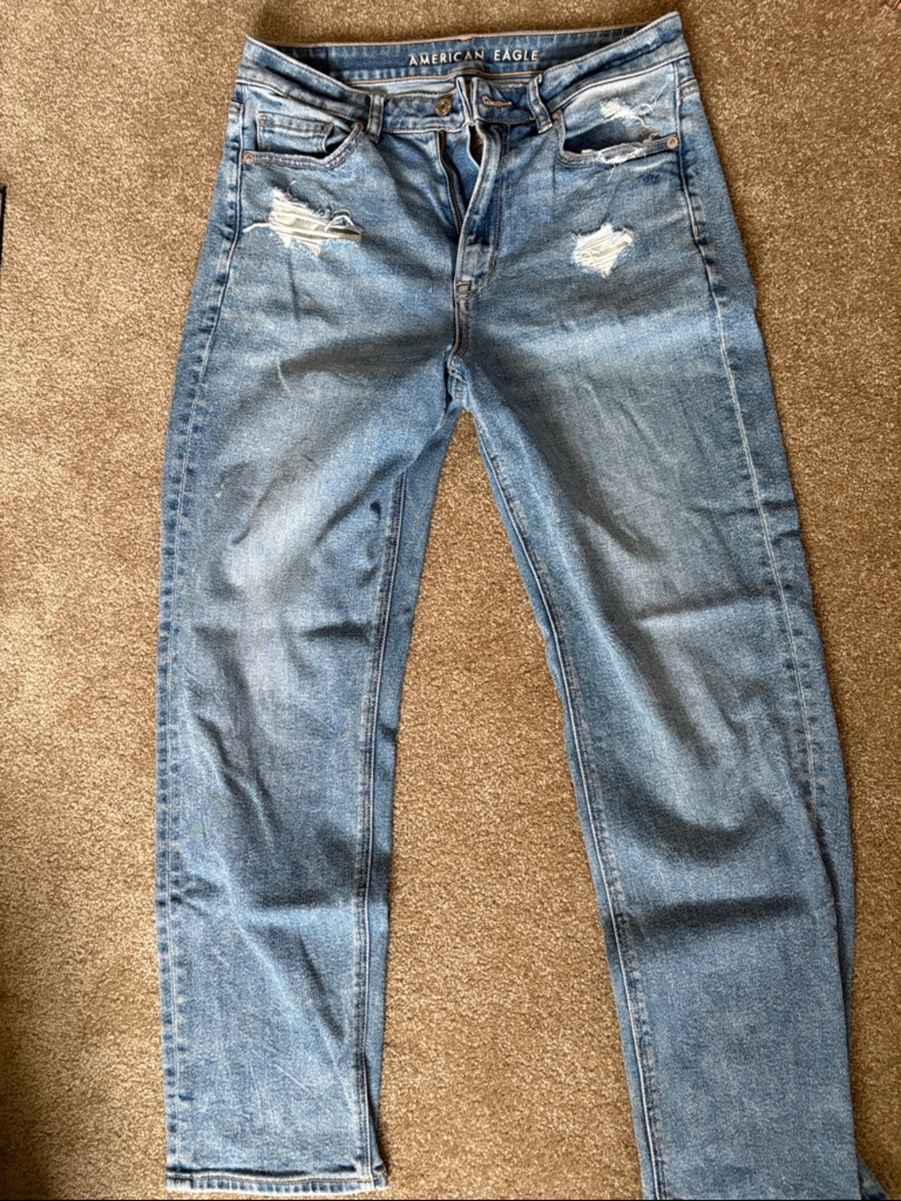 American Eagle Outfitters Women’s Light Blue Slim Straight Distressed Jeans